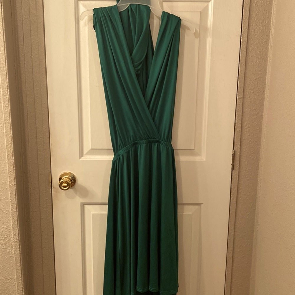 Green backless dress. Medium